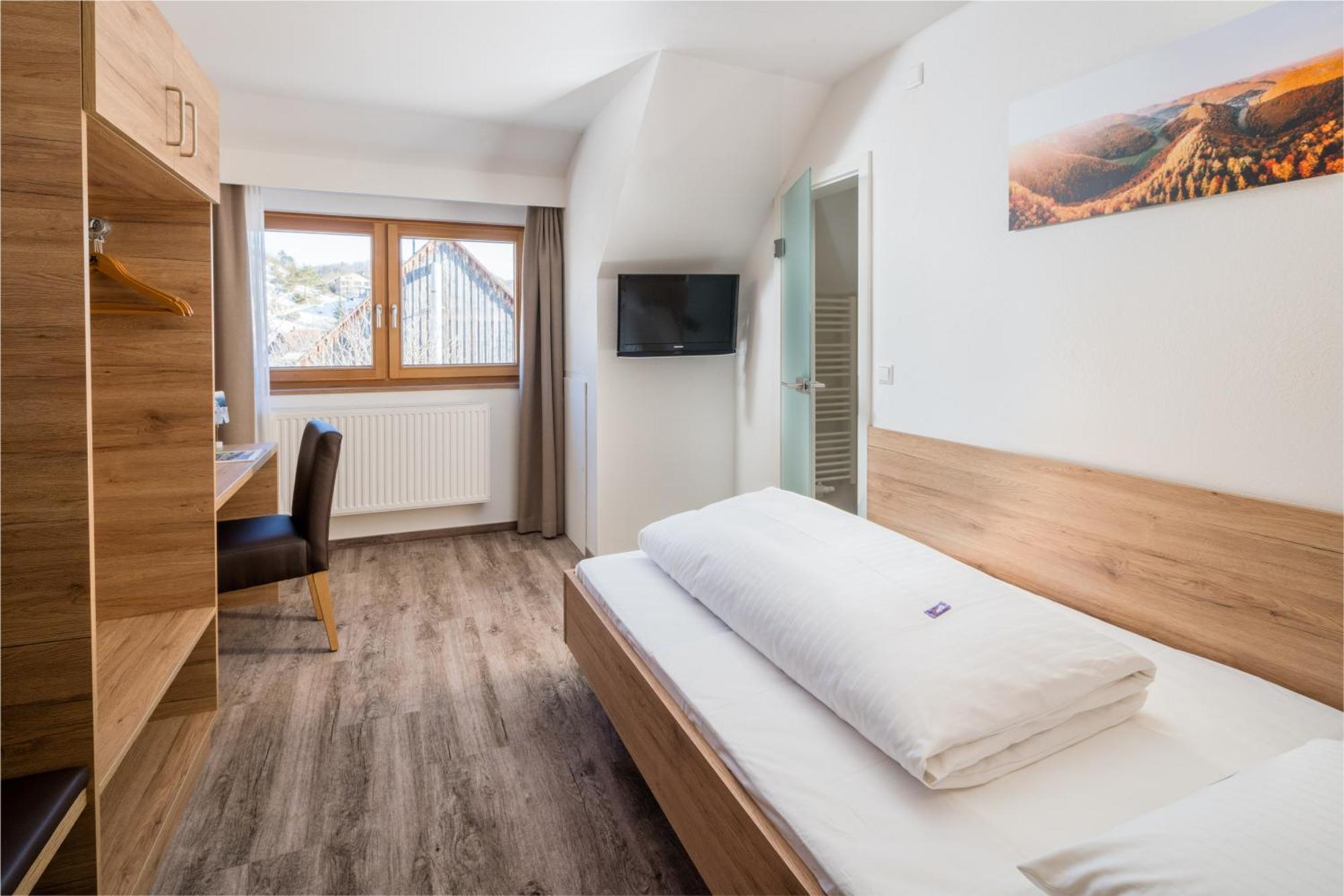 Flair Hotel Gasthof Zum Hirsch Hayingen Exterior foto